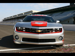 Illustration for article titled 2010 Chevy Camaro Is The New Indy 500 Pace Car